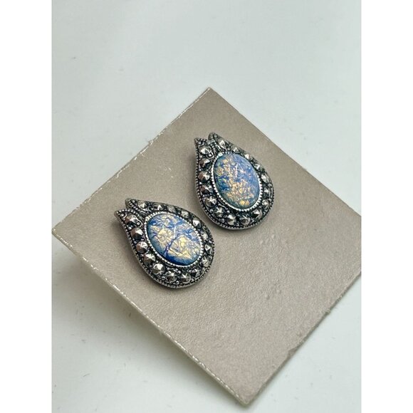 Vintage Earrings Opaline Art Glass Cabochon Studs with Ornate Silver Setting - Picture 3 of 6